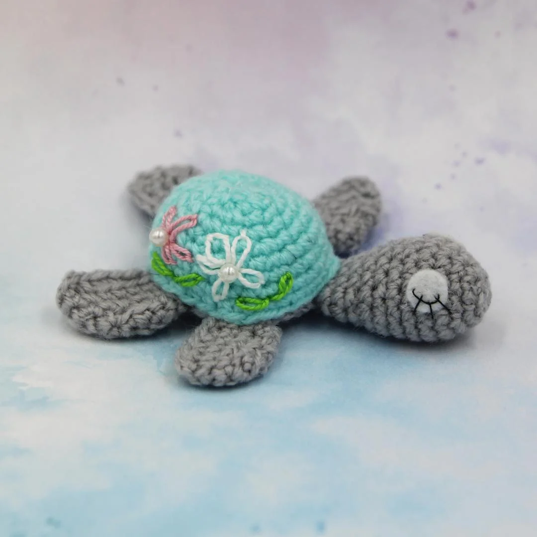 Вязаная игрушка Бирюзовая Черепашка 9 см