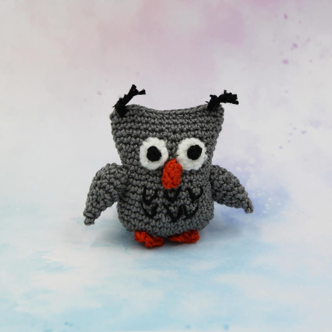 Вязаная игрушка Серая Сова 5 см