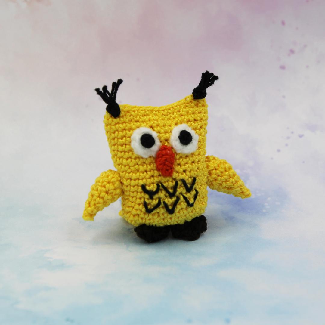 Вязаная игрушка Желтая Сова 5 см