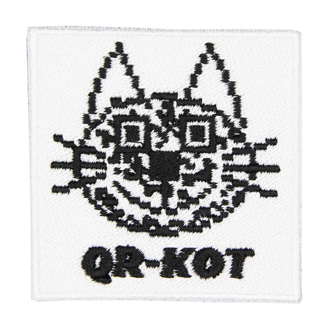 Нашивка, патч, шеврон "QR-кот" 65x65mm PTC221