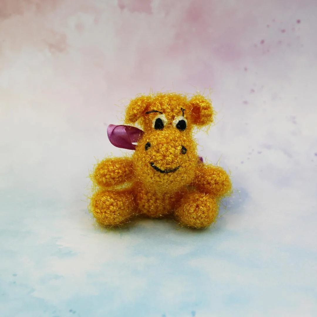 Вязаная игрушка Желтый Бегемотик 6 см