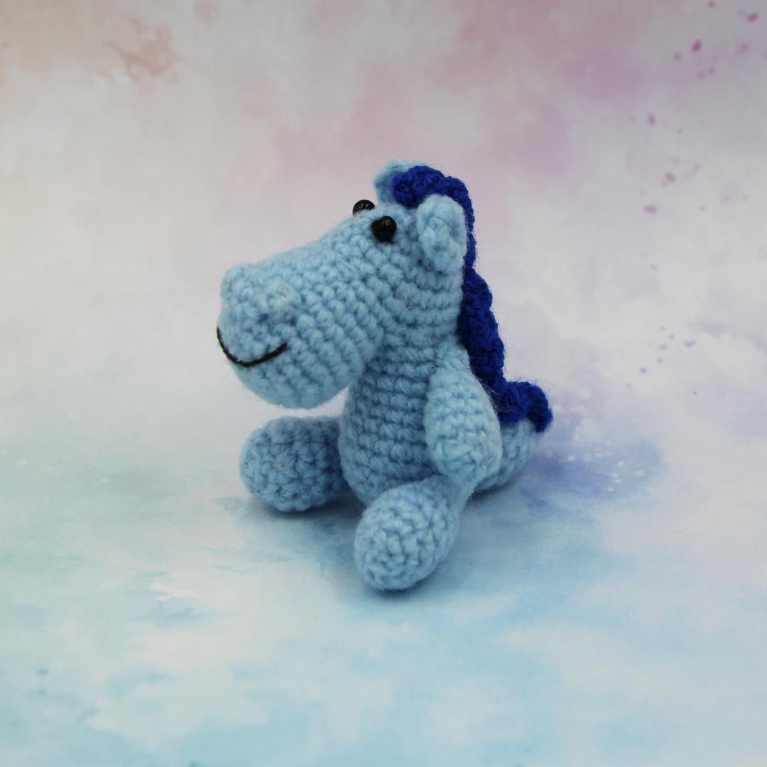 Вязаная игрушка Голубой Динозаврик 6 см 
