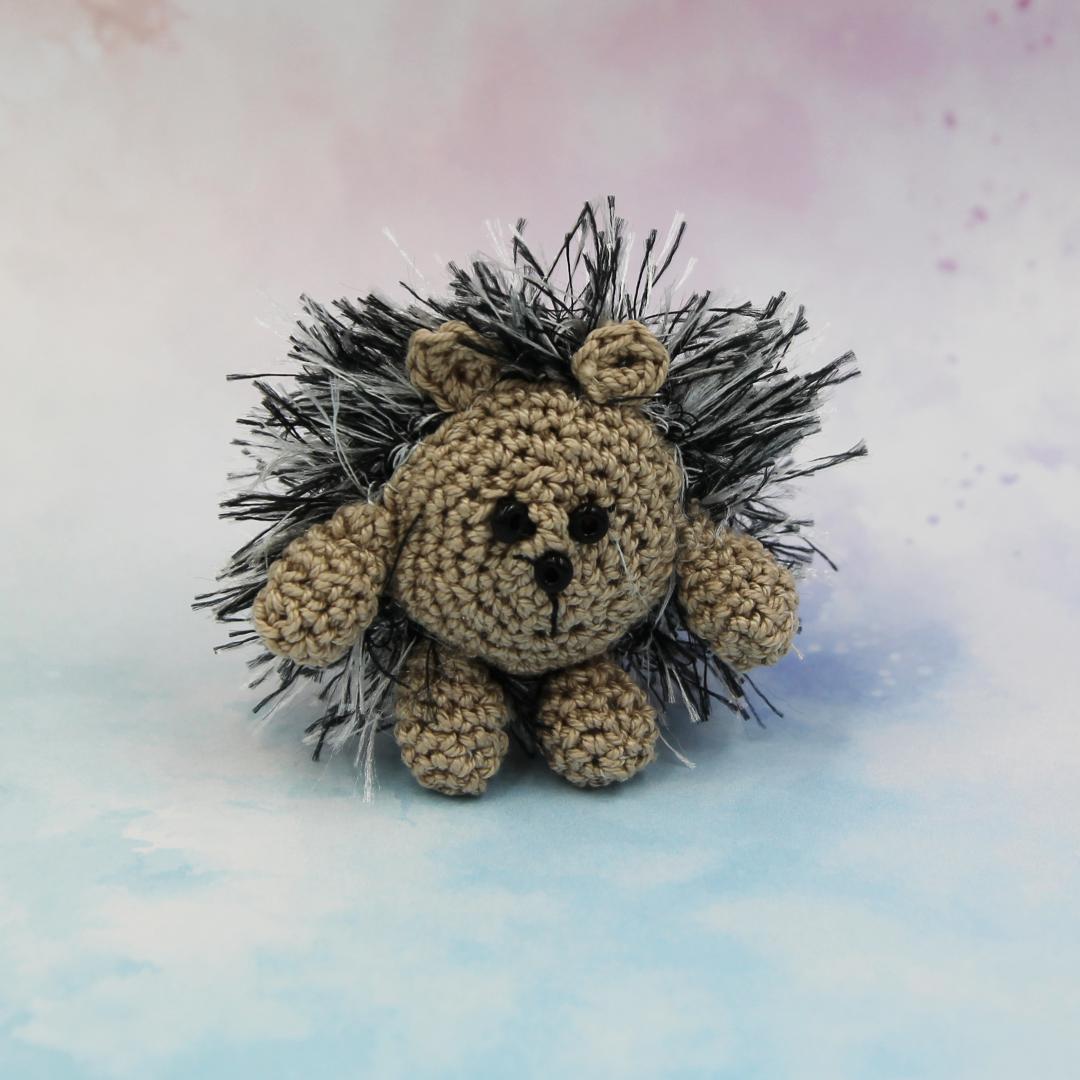 Вязаная игрушка Маленький Ежик 5 см