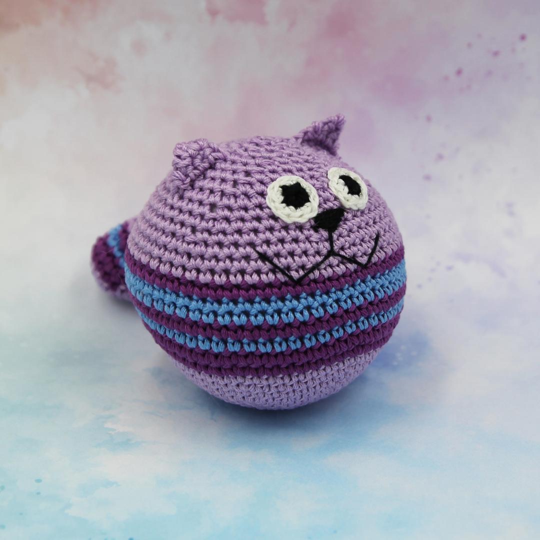 Вязаная игрушка Котик-кругляш 7 см