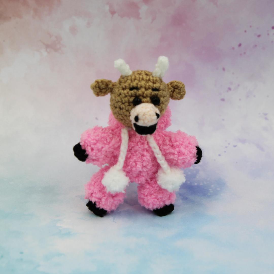 Вязаная игрушка Коровка в Розовом 8 см