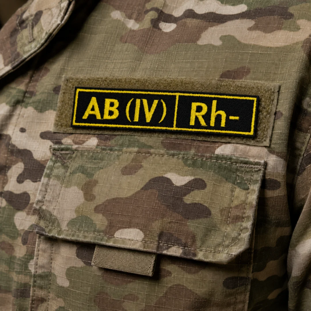 Нашивка, патч, шеврон на липучке "Группа Крови. AB (IV) Rh-" 125x25mm PTC416-7