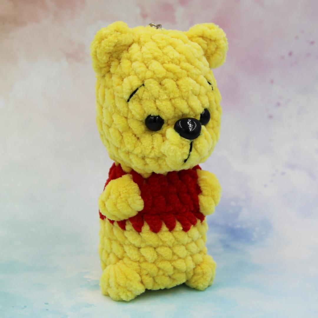 Вязаная игрушка-брелок Медвежонок